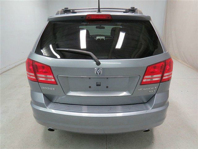 Dodge Journey 2010 photo 3