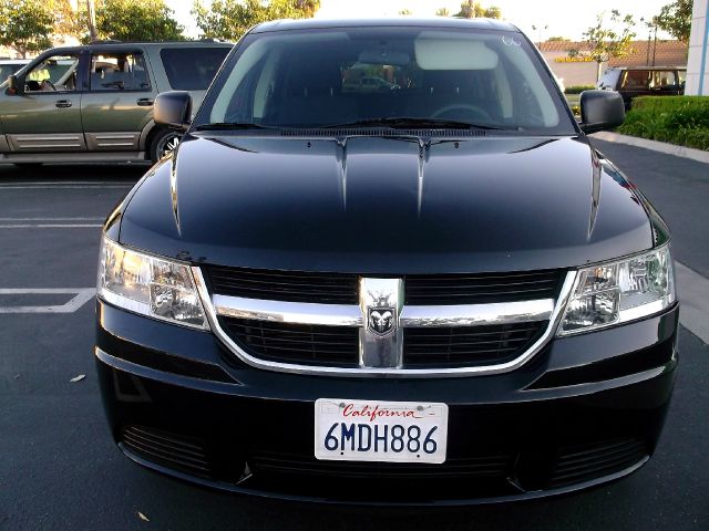 Dodge Journey SE SUV