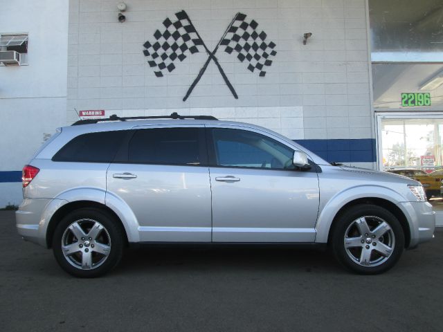 Dodge Journey 2010 photo 1