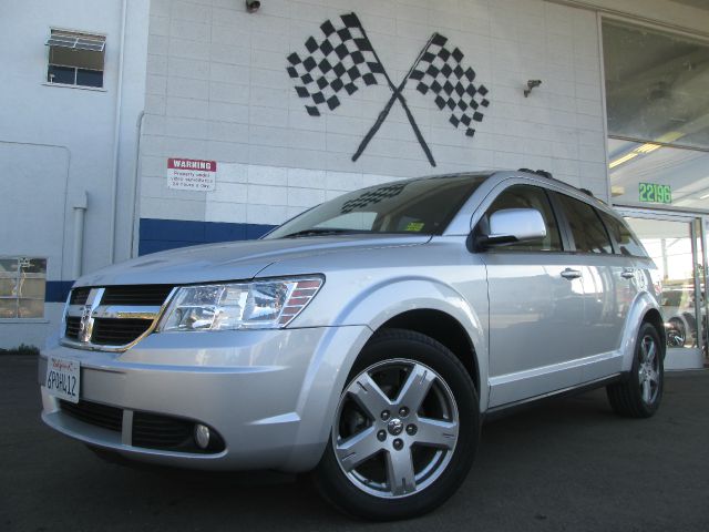 Dodge Journey 2010 photo 2