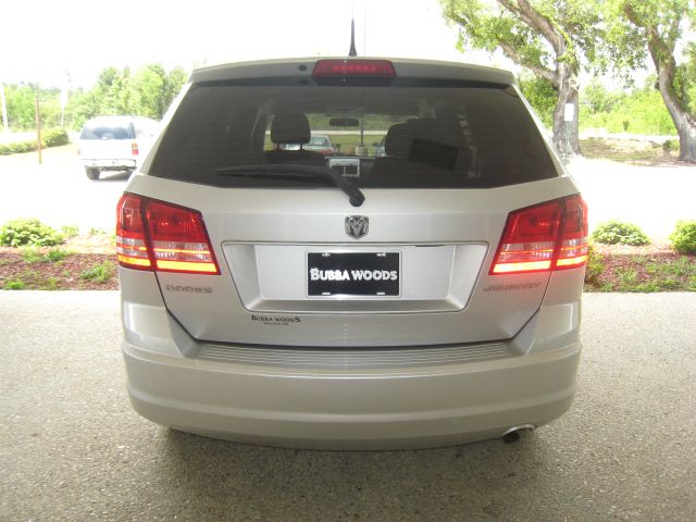 Dodge Journey 2010 photo 11