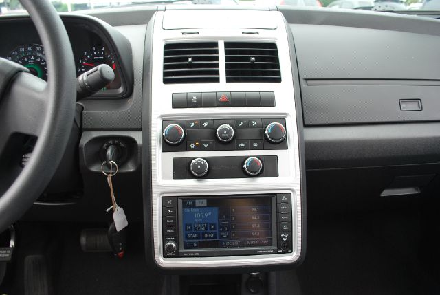 Dodge Journey 2010 photo 14