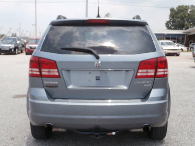 Dodge Journey 2010 photo 3