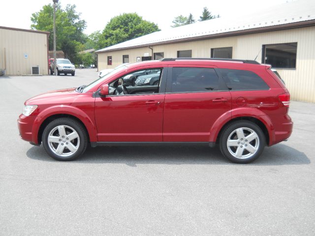 Dodge Journey 2010 photo 2