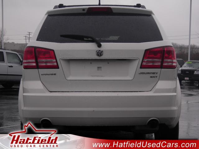 Dodge Journey 2010 photo 1