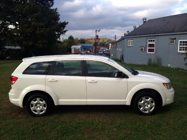 Dodge Journey 2010 photo 4