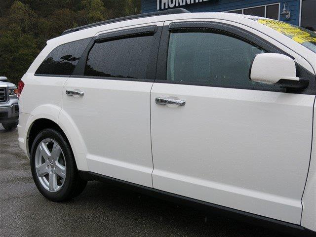 Dodge Journey 2010 photo 4