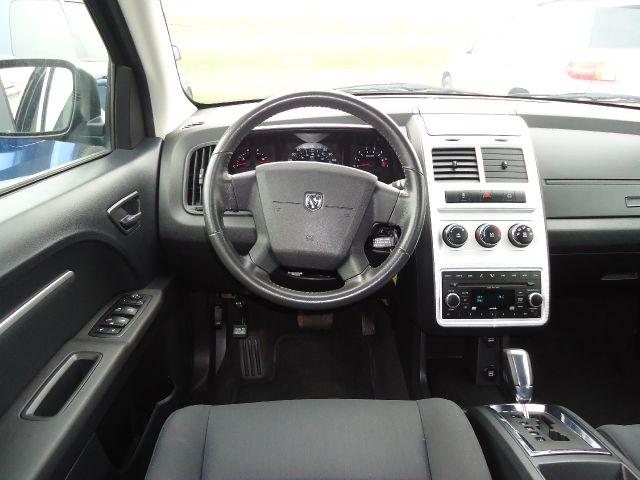 Dodge Journey 2010 photo 1