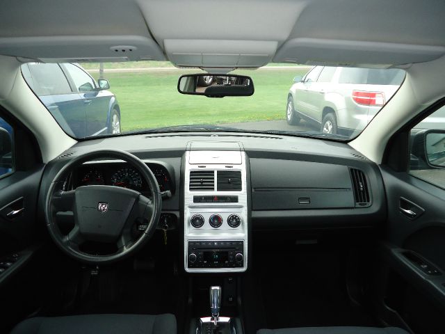 Dodge Journey 2010 photo 3