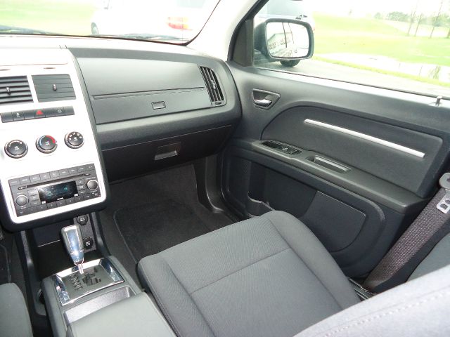 Dodge Journey 2010 photo 6