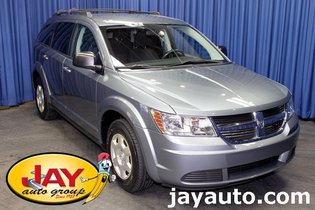 Dodge Journey 2010 photo 2