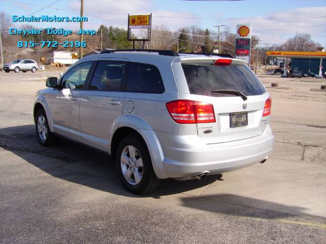 Dodge Journey 2010 photo 3