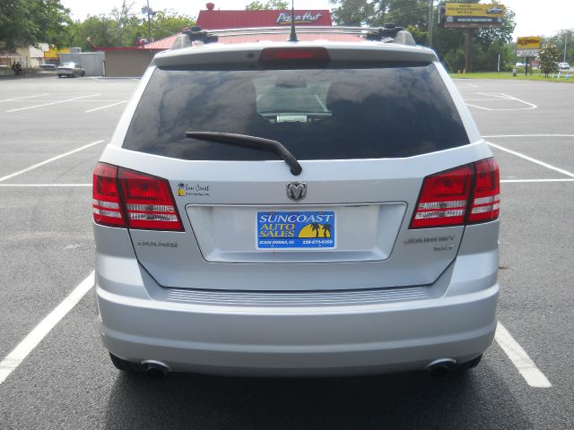 Dodge Journey 2010 photo 1