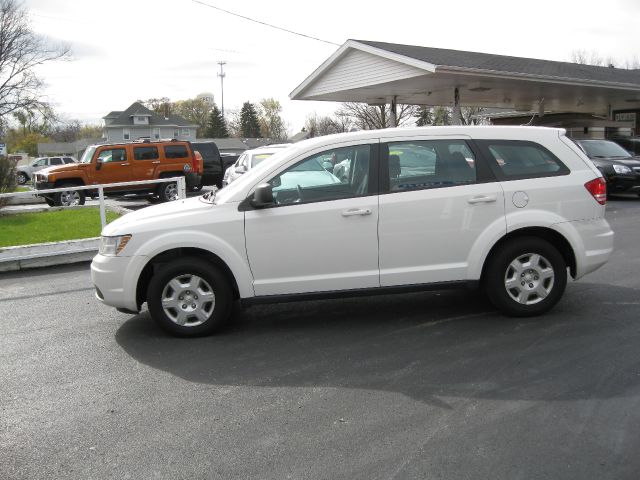 Dodge Journey 2010 photo 1