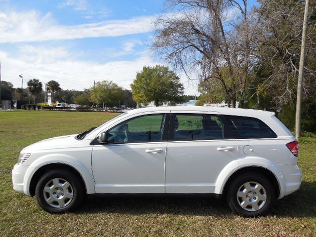 Dodge Journey 2010 photo 1