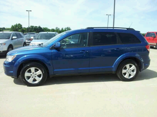 Dodge Journey 2010 photo 4