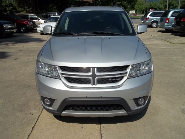 Dodge Journey 2011 photo 1