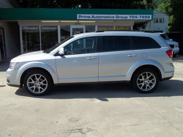 Dodge Journey 2011 photo 4