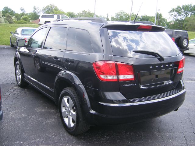 Dodge Journey 2011 photo 5