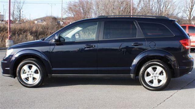 Dodge Journey 2011 photo 5