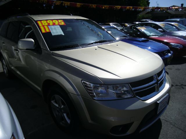 Dodge Journey 2011 photo 8