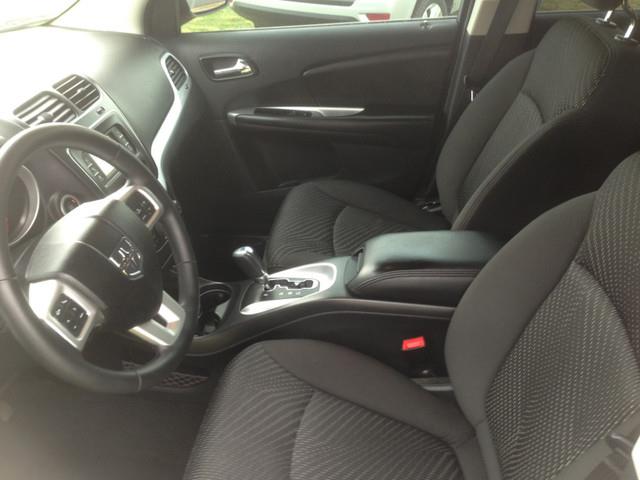 Dodge Journey 2012 photo 4