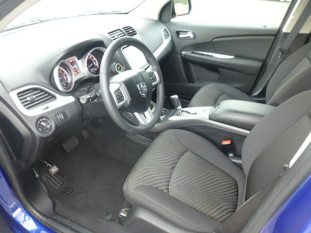 Dodge Journey 2012 photo 3