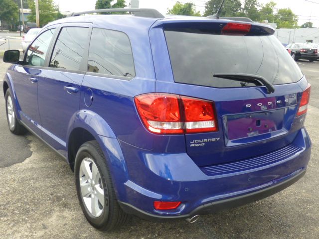 Dodge Journey 2012 photo 4