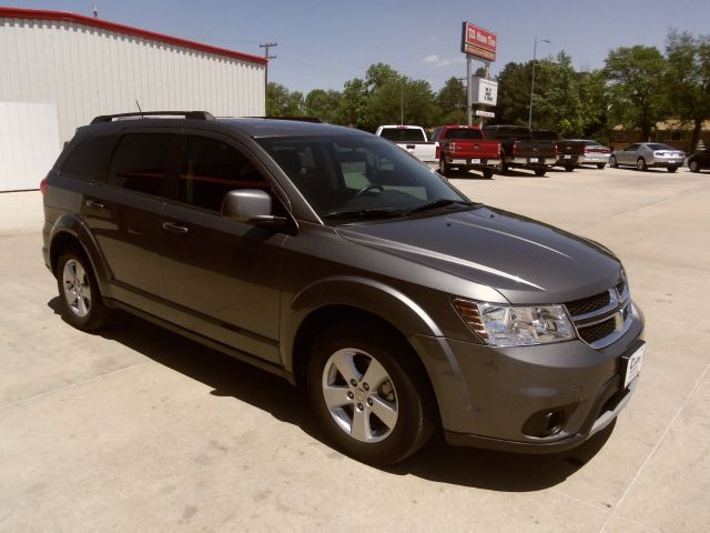 Dodge Journey 2012 photo 2