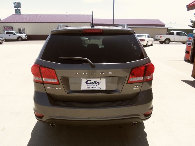 Dodge Journey 2012 photo 4