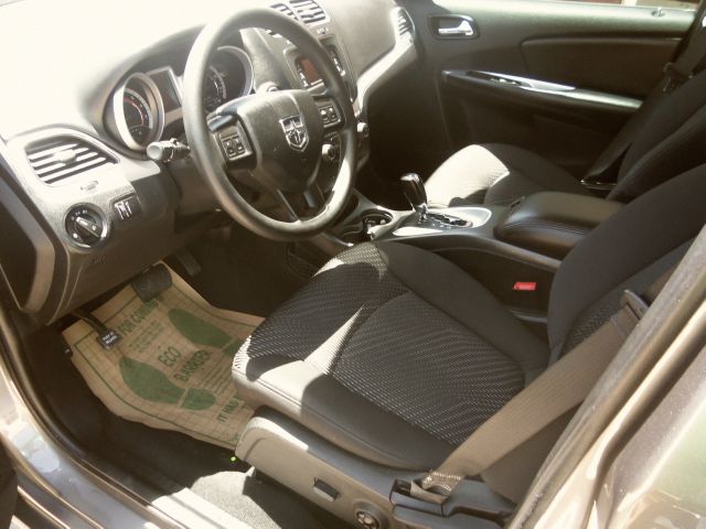 Dodge Journey 2012 photo 9