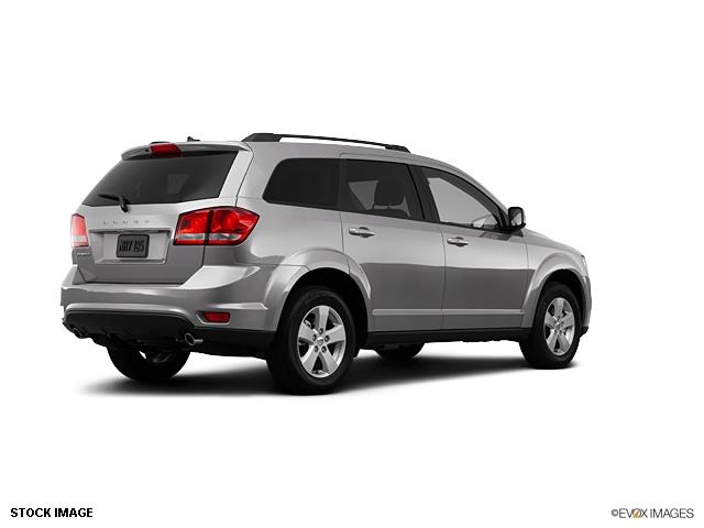 Dodge Journey 2012 photo 2