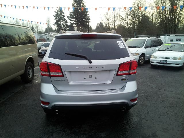 Dodge Journey 2012 photo 3