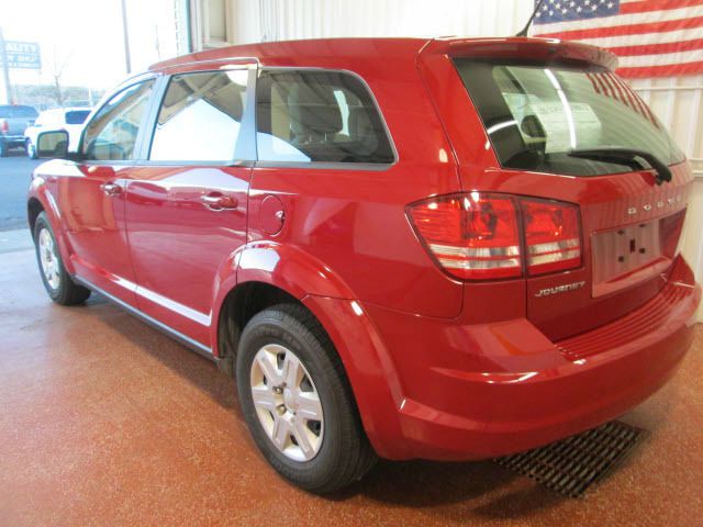 Dodge Journey 2012 photo 2