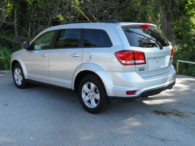 Dodge Journey 2012 photo 13