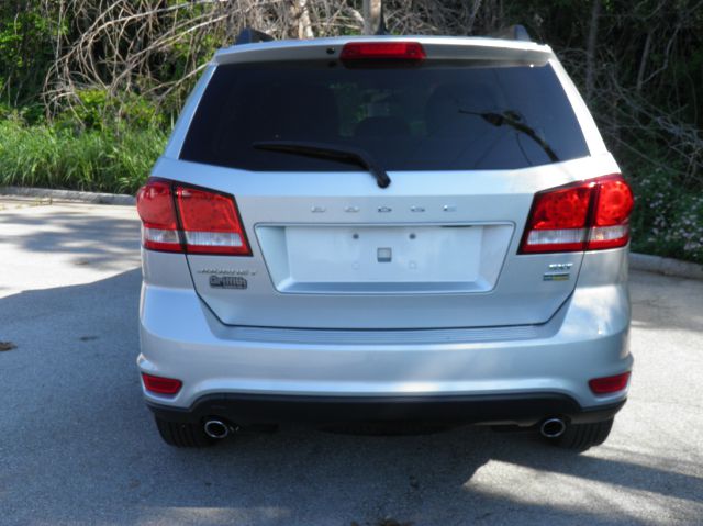 Dodge Journey 2012 photo 8