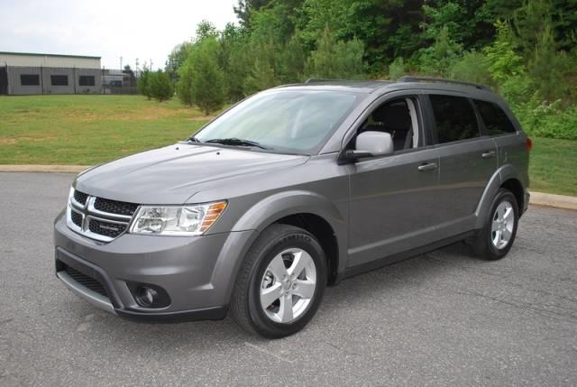 Dodge Journey 2012 photo 1