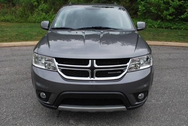 Dodge Journey 2012 photo 3