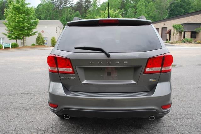 Dodge Journey 2012 photo 4