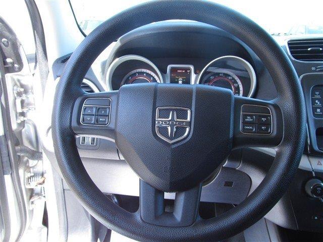 Dodge Journey 2012 photo 2