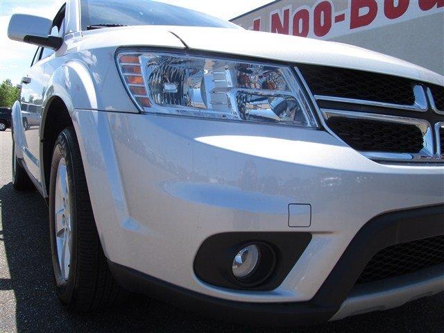 Dodge Journey 2012 photo 21