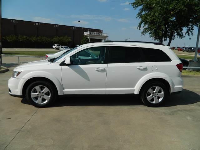 Dodge Journey 2012 photo 1