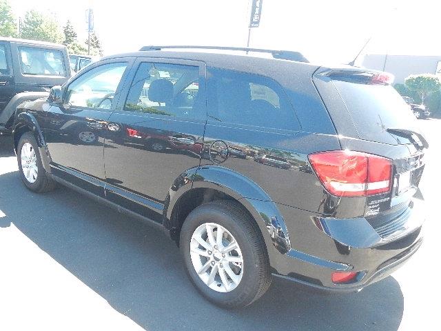 Dodge Journey 2013 photo 1