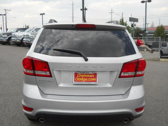 Dodge Journey 2013 photo 3