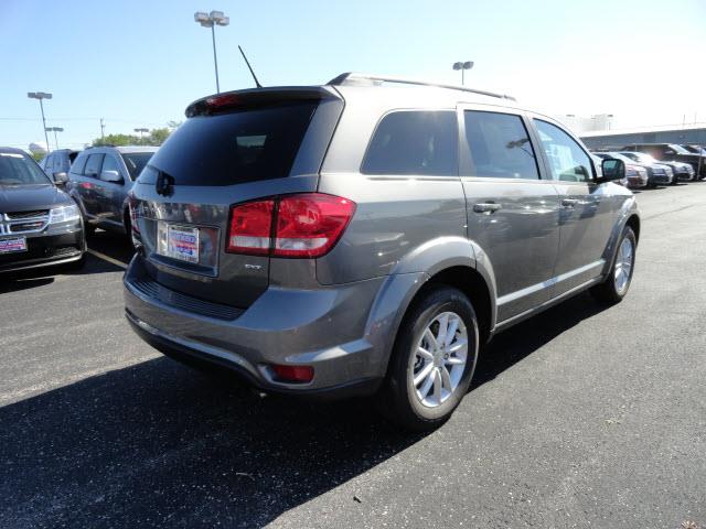 Dodge Journey 2013 photo 2