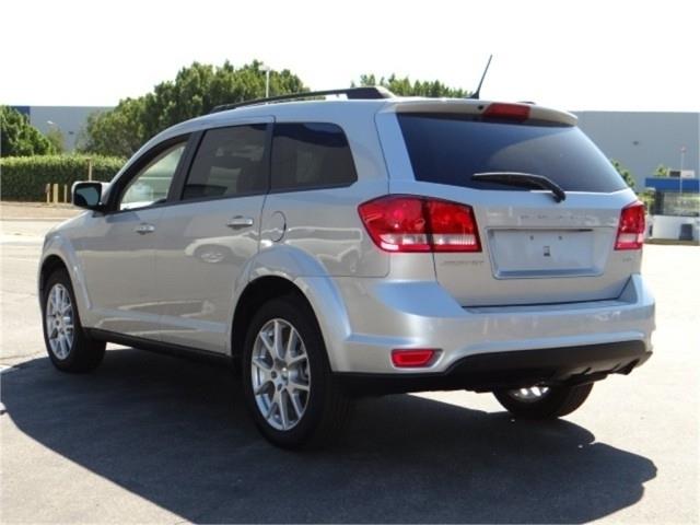 Dodge Journey 2013 photo 4