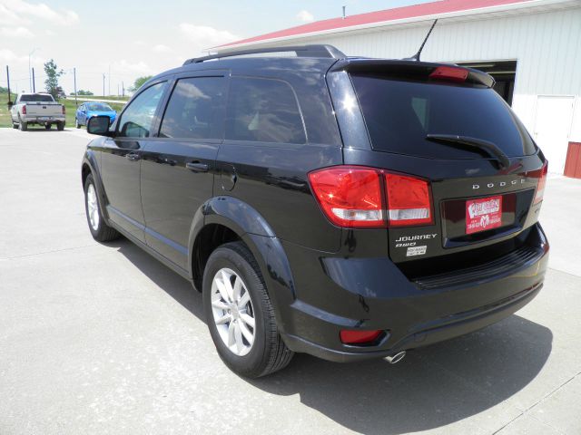 Dodge Journey 2013 photo 4