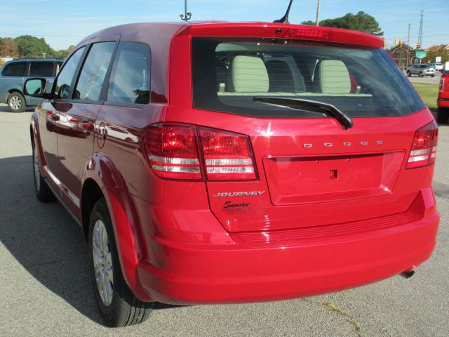 Dodge Journey 2014 photo 2