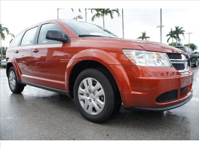 Dodge Journey 2014 photo 1