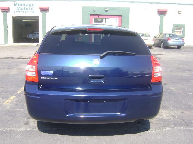 Dodge Magnum 2005 photo 1